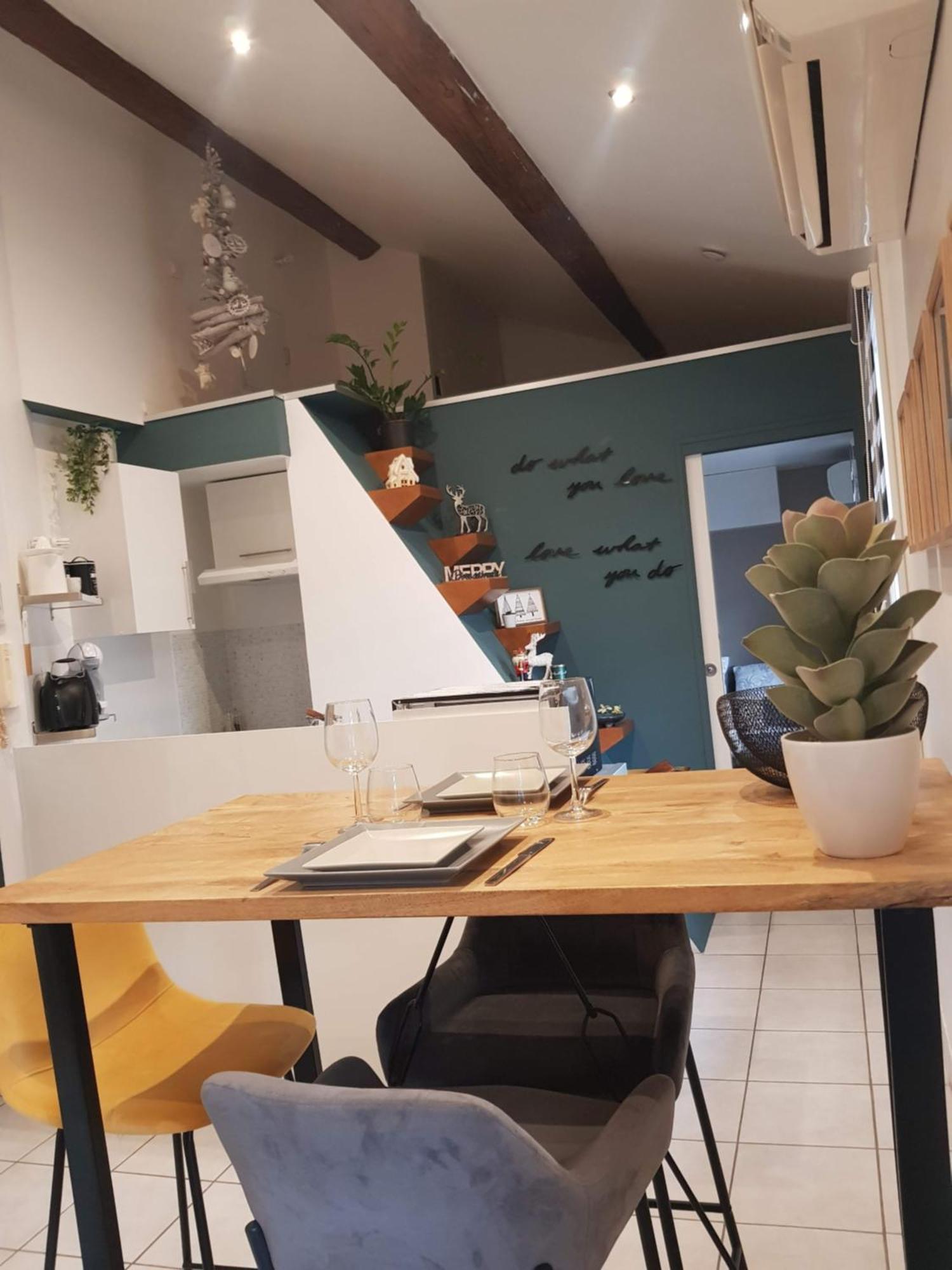 Appartement Climatise Proche Gare Et Centre-Ville Σετ Εξωτερικό φωτογραφία